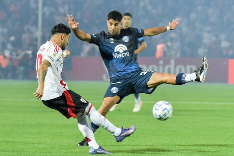 River perdió ante Independiente Rivadavia y quedó fuera de la lucha por el título en un cierre polémico