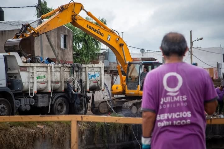 Quilmes intensificó tareas de limpieza tras las fuertes lluvias en el distrito