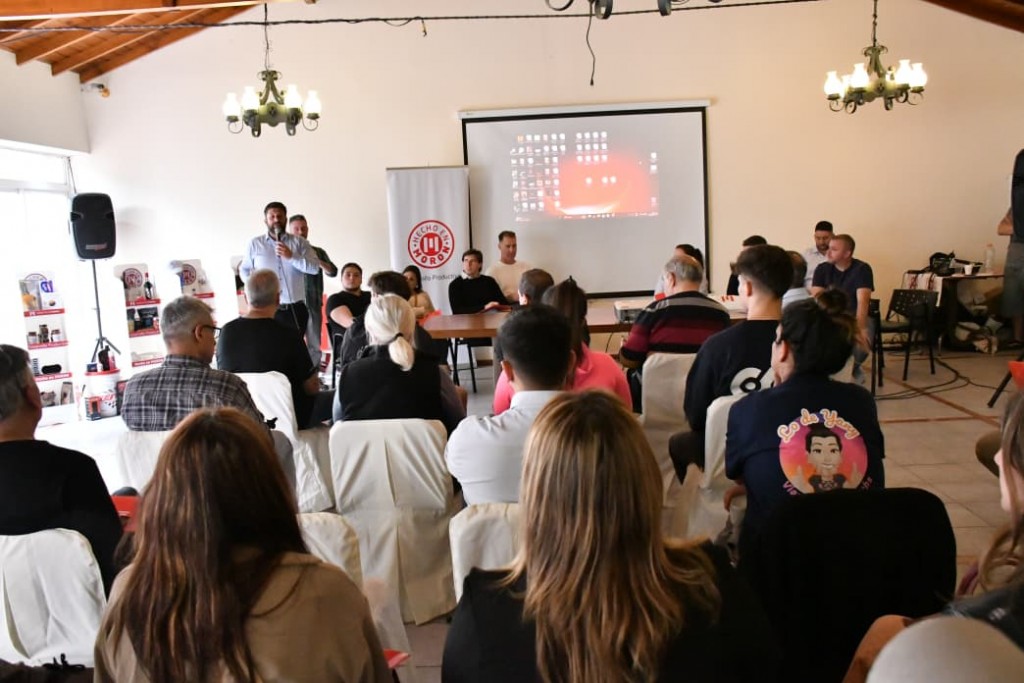 Morón impulsó una exitosa ronda de negocios para fortalecer la producción local