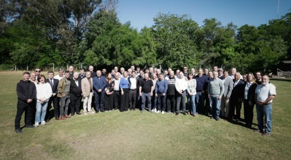 Los intendentes que responden a Kicillof avanzan en una propuesta nacional y piden dejar atrás las disputas internas