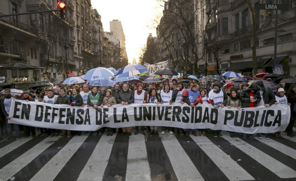 Paro de 72 horas en las universidades públicas por la falta de aplicación de la Ley de Financiamiento