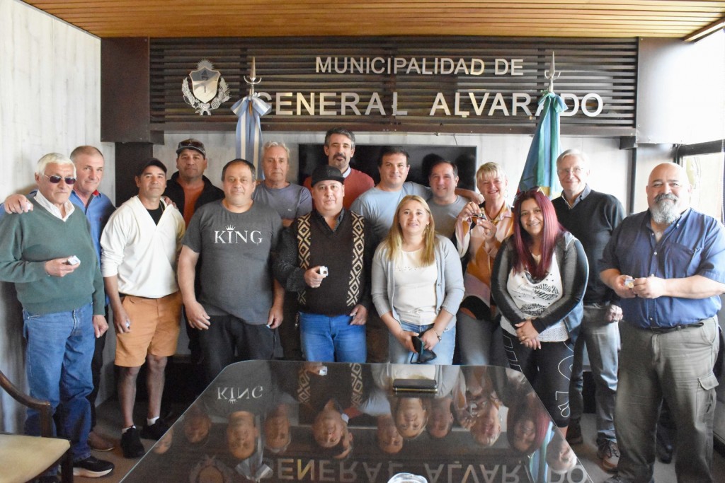 Reconocen a trabajadores municipales por 25 años de servicio en el Municipio