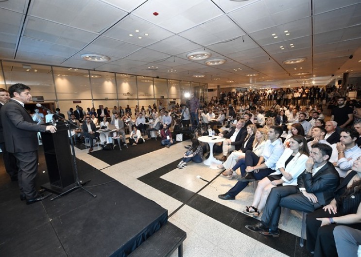 Kicillof advirtió sobre la crisis industrial y llamó a “hacer crecer el sector energético con trabajo argentino”