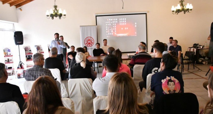 Morón impulsó una exitosa ronda de negocios para fortalecer la producción local