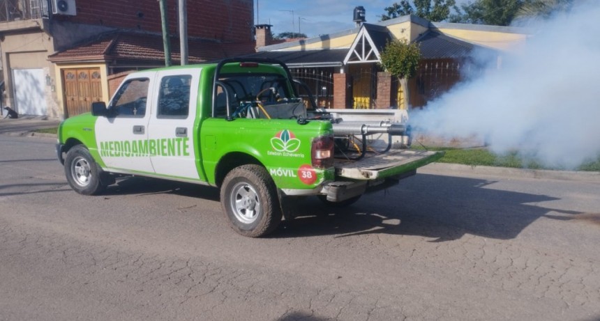 Esteban Echeverría refuerza las tareas de fumigación para prevenir el dengue