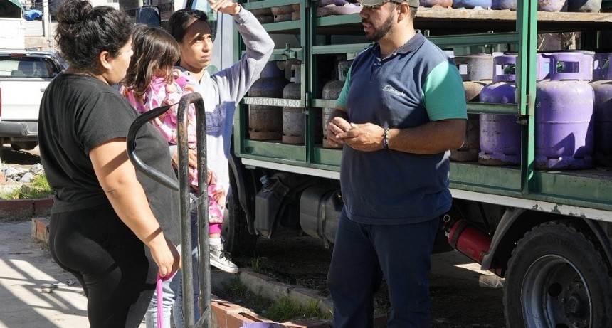 Monte Grande Sur: operativo municipal de garrafas a precio accesible