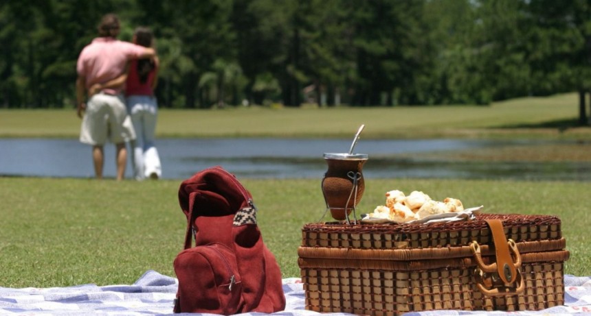 Escapadas para todos los gustos: lanzan nuevas guías de itinerarios para recorrer la Argentina