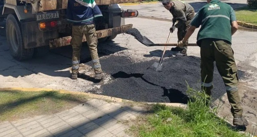 Bacheo en El Jagüel: avanzan las obras sobre Ángela González de Barbier