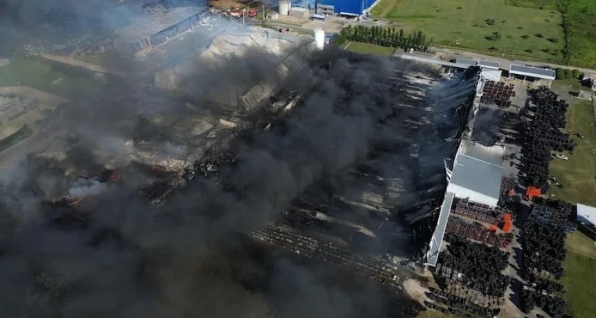 Incendio en Ezeiza: hoy comienzan las pericias clave para determinar cómo se originó el desastre