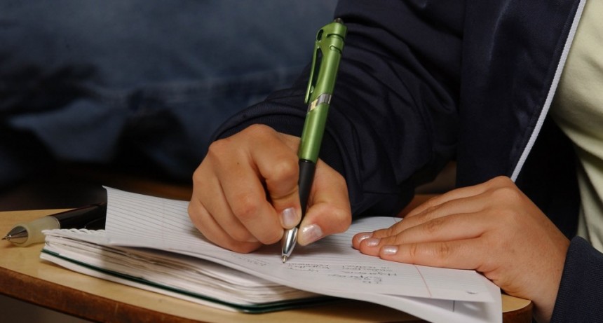 Morón abrió la inscripción al Plan FinEs 2026: cómo anotarse para terminar la primaria o secundaria