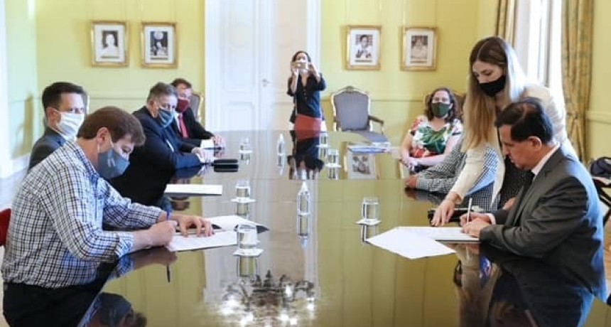El Ministerio de Salud participó de firma de convenio entre la Agencia Nacional de Discapacidad y Tierra del Fuego