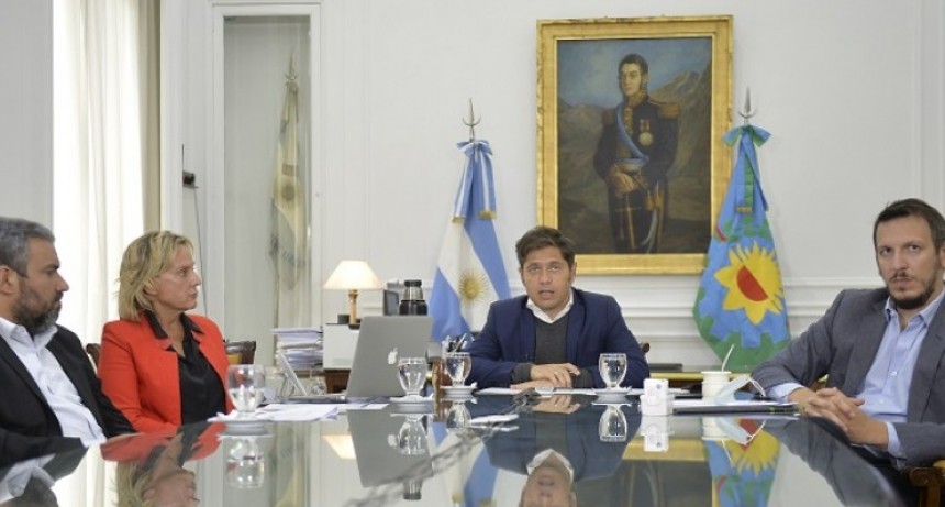 Axel Kicillof y Juan Cuattromo se reunieron con intendentes que suscribieron al programa de Provincia Leasing en 2021
