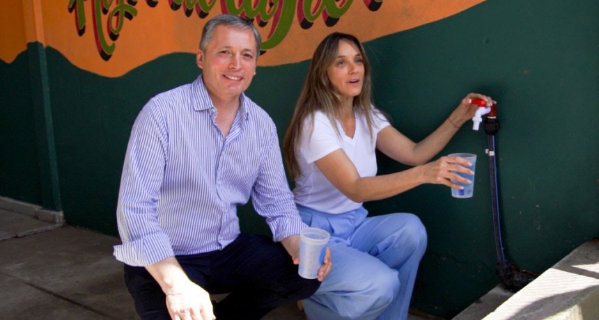 Esteban Echeverría: Fernando Gray y Malena Galmarini, inauguraron la ampliación de la red de agua potable