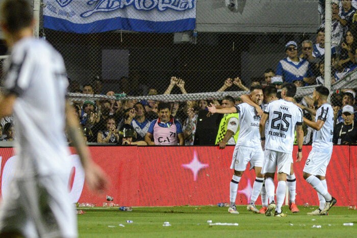 Central Córdoba hizo historia: campeón de la Copa Argentina tras un final de película ante Vélez