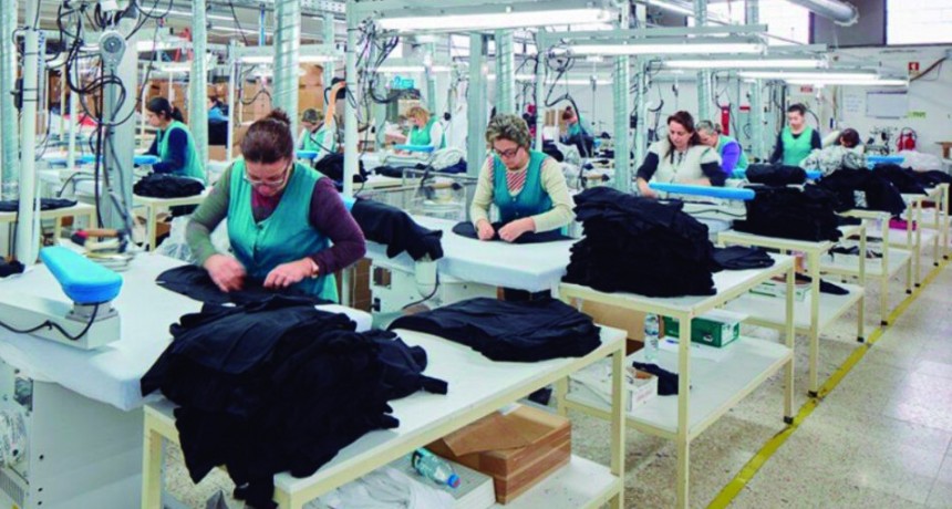 Preocupación por la industria textil: despidos masivos, cierres y un sector al borde del colapso