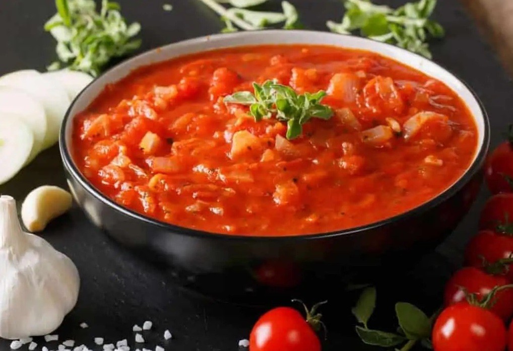 La salsa napolitana perfecta: simple, aromática y lista para cualquier plato