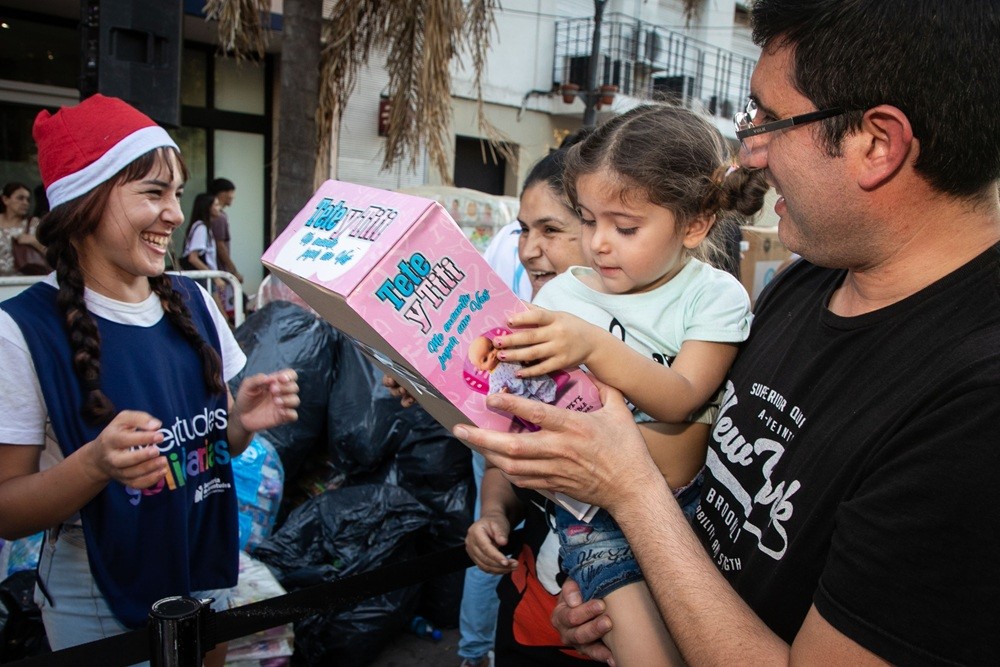 Papá Noel vuelve a La Matanza con miles de regalos y un recorrido especial por todos los barrios