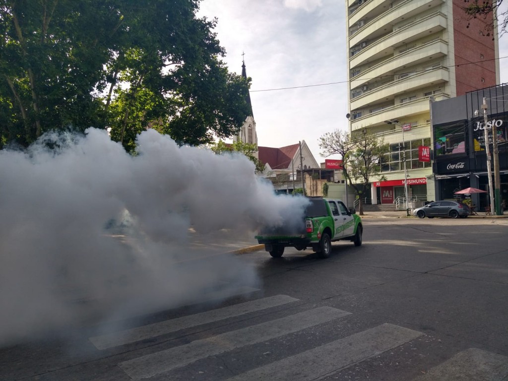 Alerta por dengue: refuerzan las fumigaciones en Esteban Echeverría y piden extremar cuidados