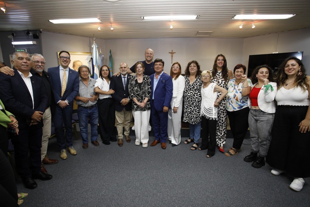 La Matanza renovó su Concejo Deliberante: jura de nuevos ediles con Espinoza y Magario al frente del acto