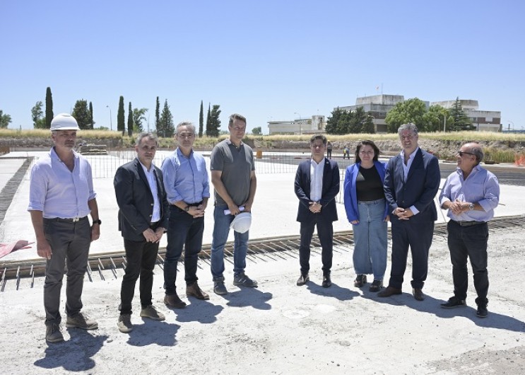 Kicillof mostró avances del plan hídrico en Bahía Blanca y entregó viviendas a familias trabajadoras