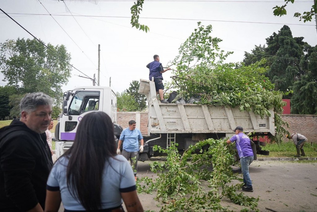Quilmes intensifica el plan Quilmes Limpio con un operativo integral en Ezpeleta