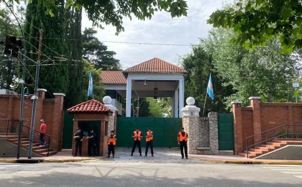 Misterio en Olivos: hallaron muerto a un joven soldado que custodiaba la Residencia Presidencial