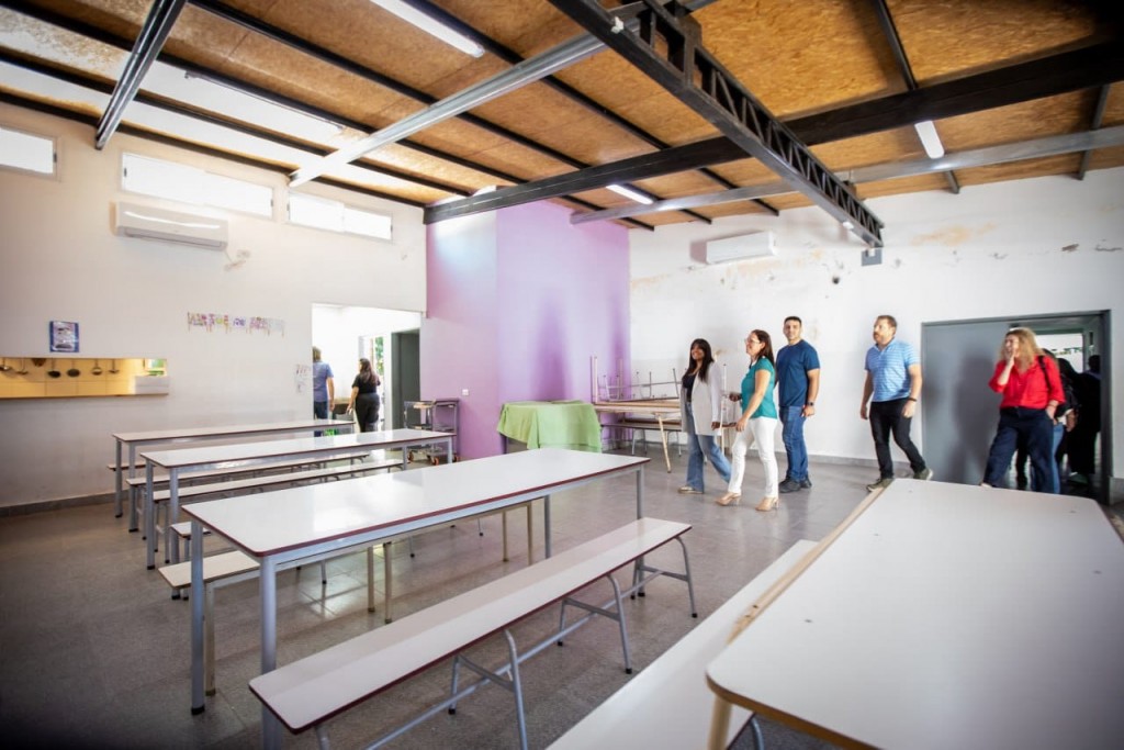 Quilmes refuerza la escuela pública con obras y nuevos proyectos educativos en Quilmes Oeste