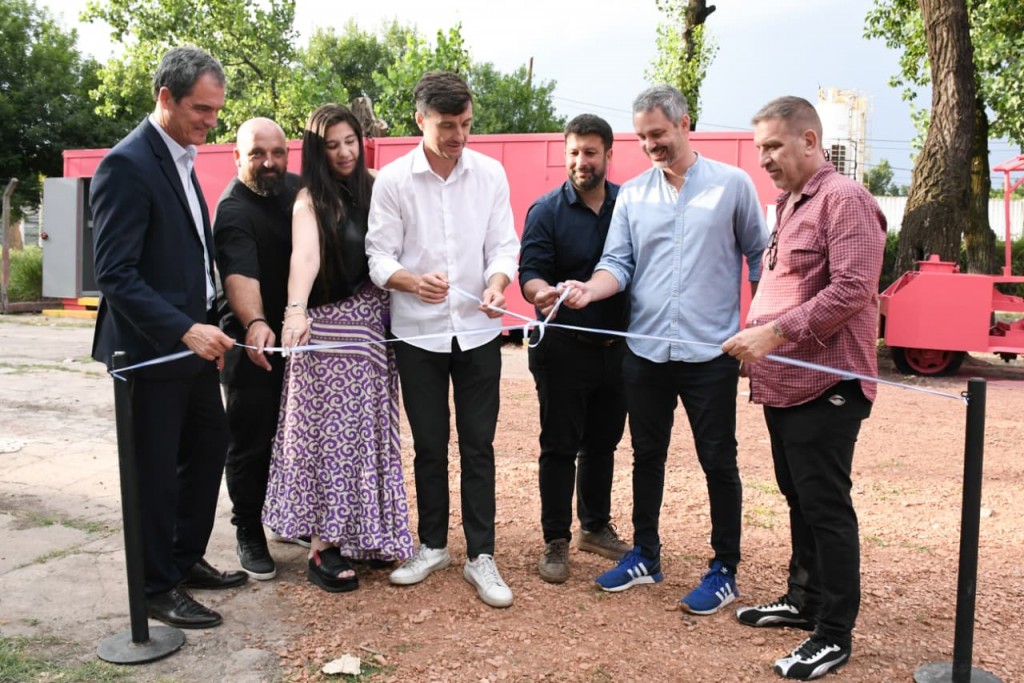 Morón inauguró una estación de descanso para repartidores de plataformas