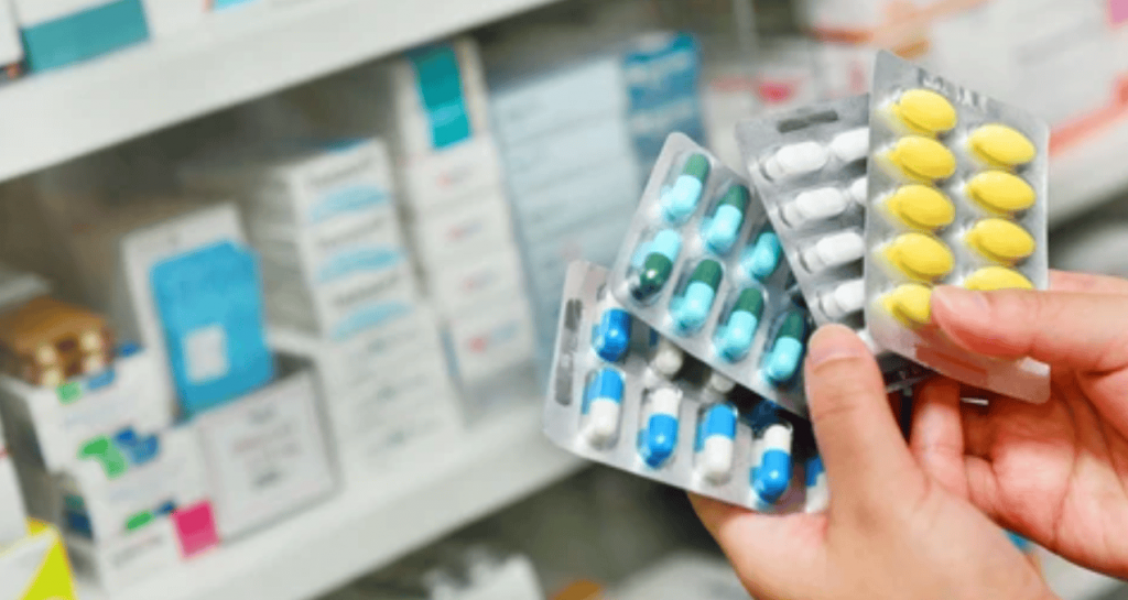 Alarma en farmacias: cayó la venta de medicamentos en noviembre y crece la preocupación por la salud