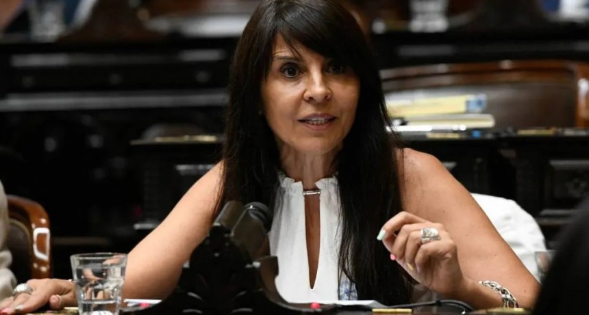 Villaverde frenó su renuncia y seguirá como diputada: sin apoyo en el Senado, apuesta a conservar su banca