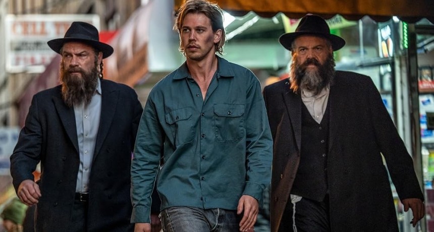 Atrapado robando: la película de mafias, caos y humor negro que no vas a poder soltar