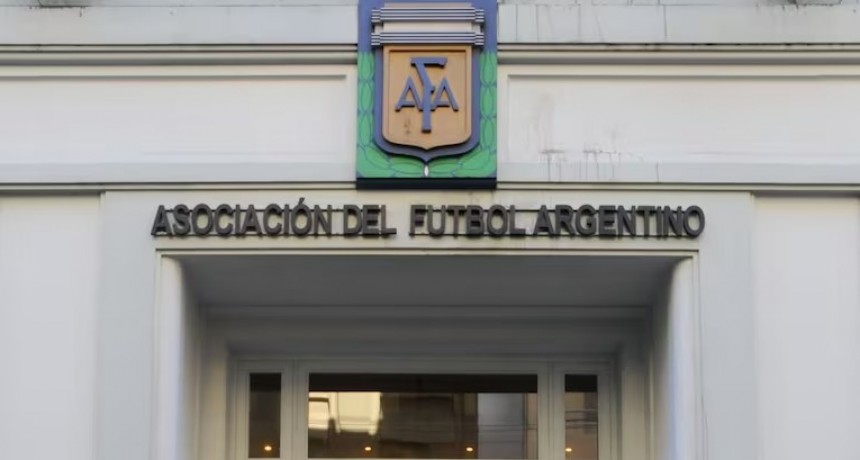 Allanan la AFA y más de 20 clubes por la causa Sur Finanzas: crece la presión judicial sobre el fútbol argentino