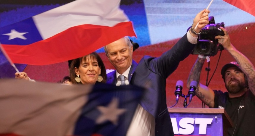 Chile elige el cambio: José Antonio Kast se consagra presidente y devuelve la ultraderecha al poder