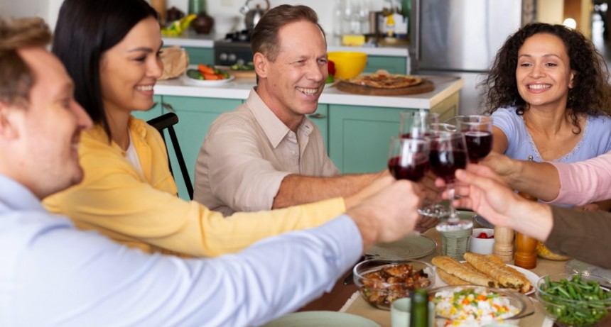 Ni soluciones mágicas ni productos milagrosos: el llamado a humanizar la alimentación frente al negocio de los suplementos   