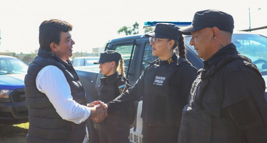 Espinoza anunció un bono de $300 mil para municipales de La Matanza y refuerza el salario de fin de año