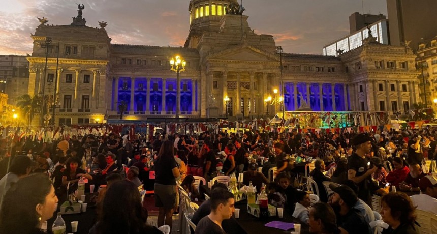 Nadie se salva solo: crecen las cenas solidarias de Navidad ante el impacto social del ajuste