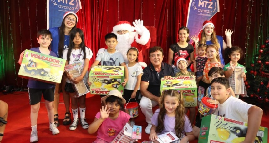 Espinoza celebró la entrega de más de 100 mil juguetes y destacó un mensaje de amor y solidaridad en La Matanza